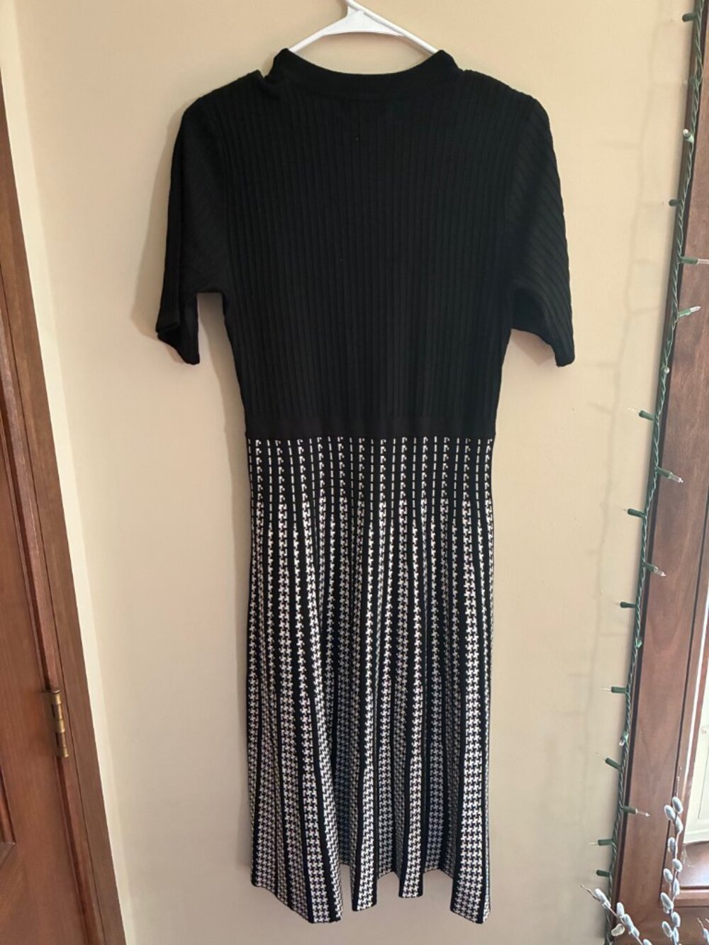 Liz Claiborne dress - Picture 2 of 4